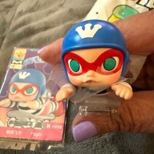 Molly- My Instant Super Power. “ Flight” Discontinued series. Popmart